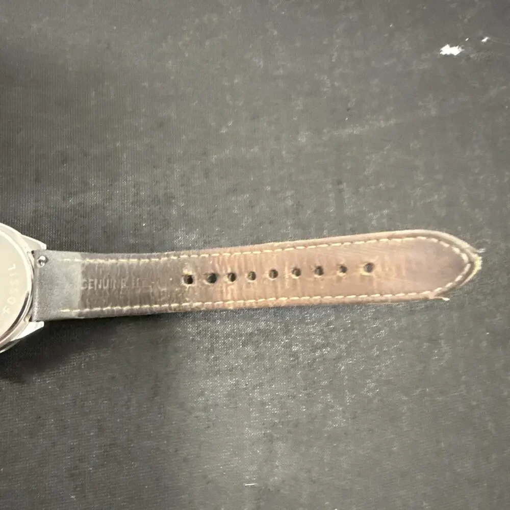 Fossil up auction